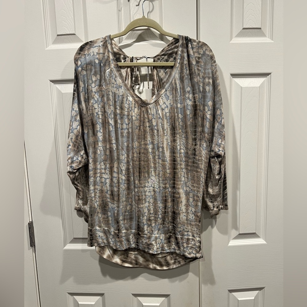 Yogi brand amazing top!!!!!